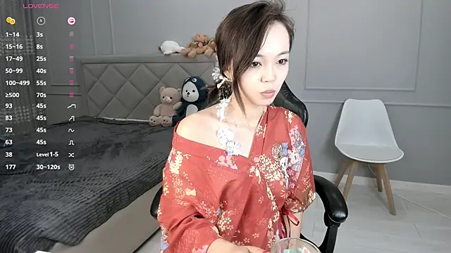 Yunleah online show from 17, 11, 2025