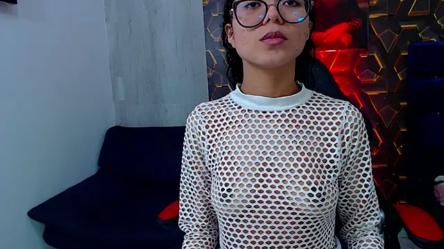 Snapshot of honeymoon_12 chatting on 15, 10, 2025 honeymoon 12 online show from 15, 10, 2025