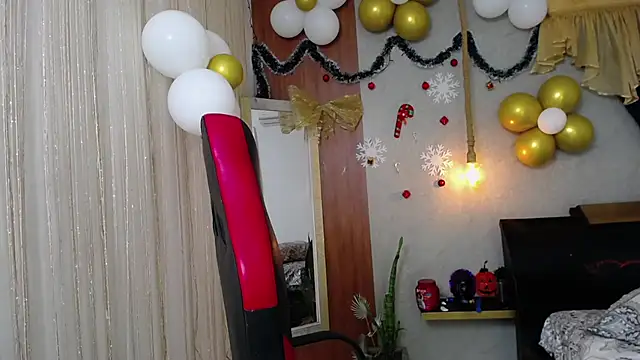 Snapshot of honeymoon_12 chatting on 16, 11, 2025 honeymoon 12 online show from 16, 11, 2025