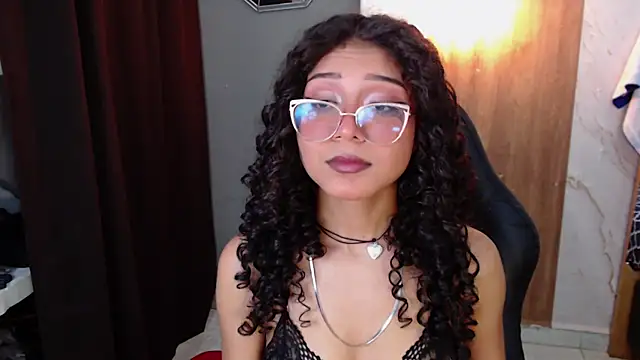 Snapshot of honeymoon_12 chatting on 15, 6, 2026 honeymoon 12 online show from 15, 6, 2026