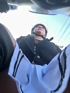 -Mia1 online show from 25, 2, 2026