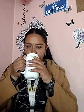 -Mia1 online show from 22, 9, 2025