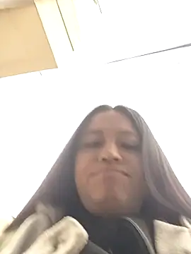 -Mia1 online show from 16, 4, 2026