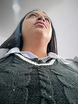 -Mia1 online show from 14, 4, 2026