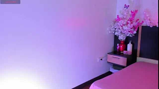 emma ayala online show from 4, 6, 2026