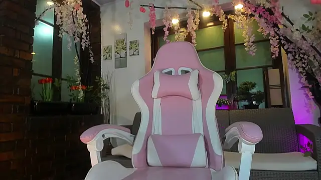 emma ayala online show from 17, 10, 2025