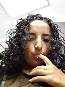 luna love xoxo online show from 25, 9, 2025