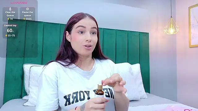 Ashley Evans22 online show from 6, 4, 2026