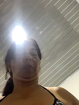 Snapshot of maleja23 chatting on 28, 10, 2025 maleja23 online show from 28, 10, 2025