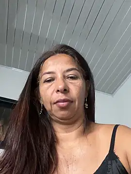 Snapshot of maleja23 chatting on 6, 11, 2025 maleja23 online show from 6, 11, 2025