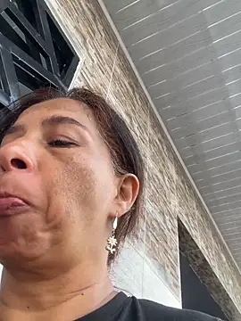 Snapshot of maleja23 chatting on 8, 11, 2025 maleja23 online show from 8, 11, 2025