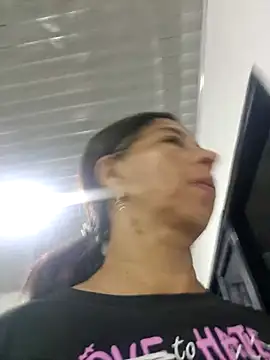 Snapshot of maleja23 chatting on 3, 10, 2025 maleja23 online show from 3, 10, 2025