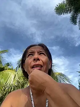 Snapshot of maleja23 chatting on 23, 11, 2025 maleja23 online show from 23, 11, 2025