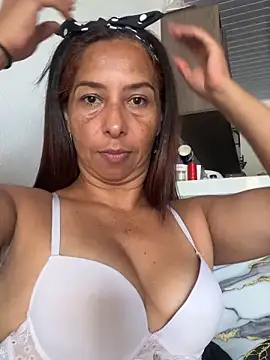 Snapshot of maleja23 chatting on 4, 11, 2025 maleja23 online show from 4, 11, 2025