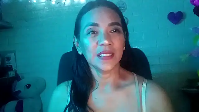 Snapshot of MiiaVelasquez chatting on 4, 3, 2026 MiiaVelasquez online show from 4, 3, 2026