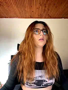 CoraVibes online show from 30, 9, 2025