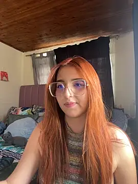 CoraVibes online show from 7, 10, 2025