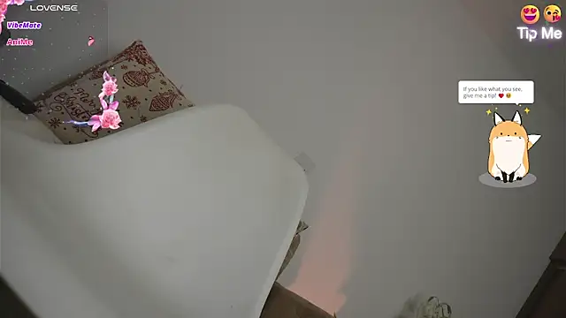 Snapshot of Roxybeautyy chatting on 7, 2, 2026 Roxybeautyy online show from 7, 2, 2026