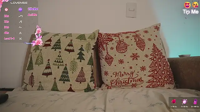 Roxybeautyy online show from 16, 3, 2026