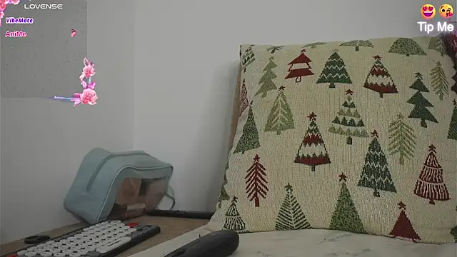 Roxybeautyy online show from 19, 3, 2026