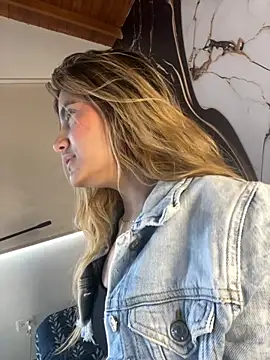 MelissaAlCapone online show from 28, 10, 2025