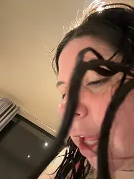 LaGueraDelMar online show from 27, 10, 2025