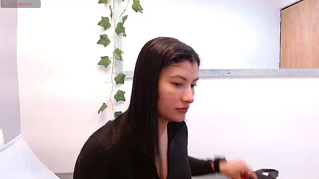 Snapshot of louis_k chatting on 15, 6, 2026 louis k online show from 15, 6, 2026