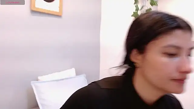 Snapshot of louis_k chatting on 19, 6, 2026 louis k online show from 19, 6, 2026