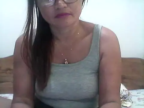 nathalie0045 online show from 25, 3, 2026