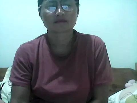 Snapshot of nathalie0045 chatting on 9, 7, 2026 nathalie0045 online show from 9, 7, 2026