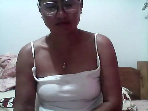 nathalie0045 online show from 30, 9, 2025