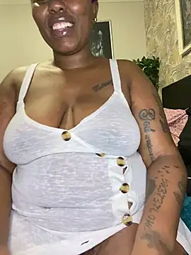 Snapshot of fatpussydallx chatting on 15, 5, 2026 fatpussydallx online show from 15, 5, 2026