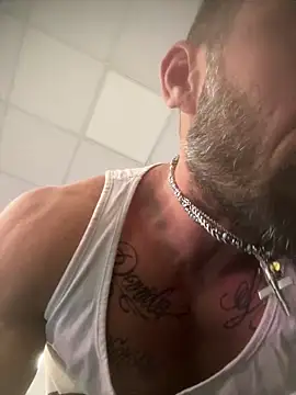 GmGit online show from 6, 10, 2025