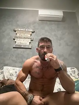 GmGit online show from 5, 10, 2025