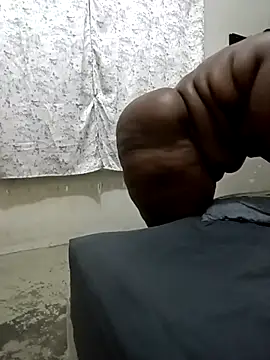 ASSQUEEN37Xx online show from 3, 3, 2026