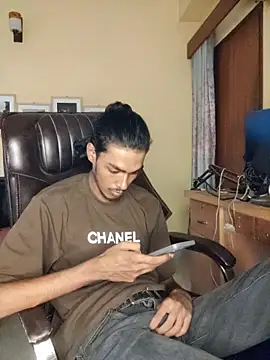 thecatfish online show from 26, 10, 2025