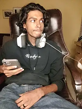 thecatfish online show from 12, 11, 2025