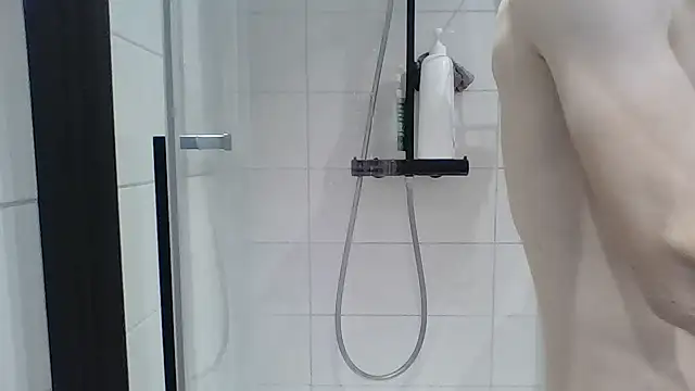 PrettyBoyNickyxh online show from 24, 11, 2025