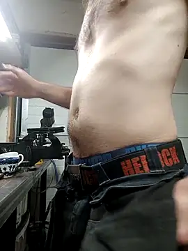 PrettyBoyNickyxh online show from 9, 4, 2026