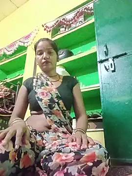 Snapshot of Seema_guptaji chatting on 5, 7, 2026 Seema guptaji online show from 5, 7, 2026