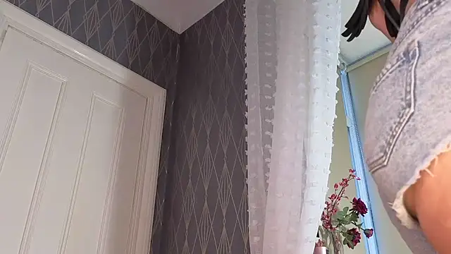 SereneXX online show from 11, 4, 2026