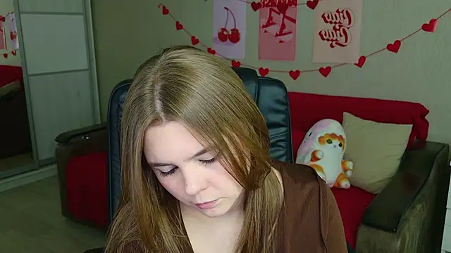 LeksaLove online show from 15, 4, 2026