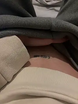 Snapshot of deeidnic chatting on 7, 11, 2025 deeidnic online show from 7, 11, 2025