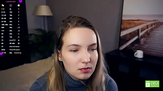 HongTomczak online show from 3, 10, 2025