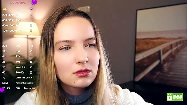 HongTomczak online show from 6, 10, 2025