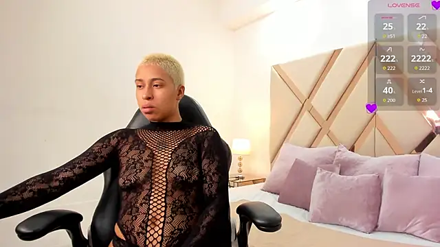 cloemorwen online show from 7, 10, 2025