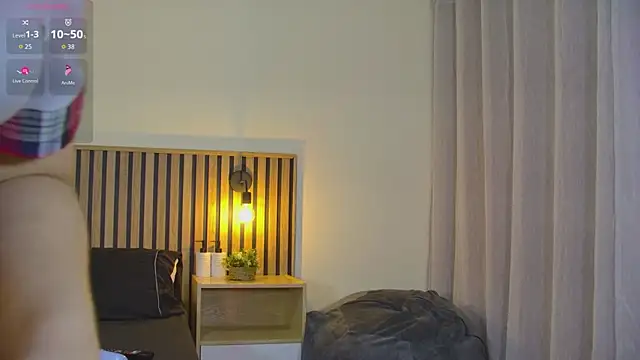 Snapshot of emma_morales_ chatting on 2, 12, 2025 emma morales online show from 2, 12, 2025