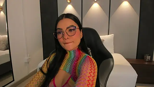 emily tolson online show from 4, 6, 2026