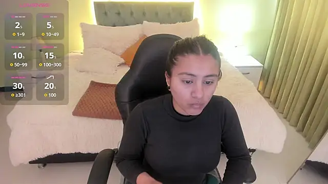 Camille Olsen  online show from 11, 11, 2025