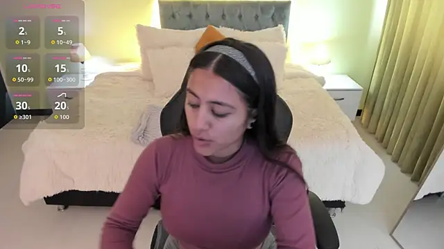 Camille Olsen  online show from 30, 10, 2025